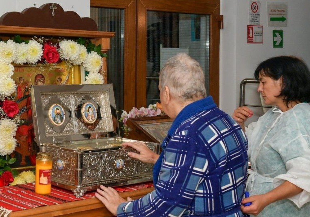 Sfaturi ale Sfinților Părinți despre boala persoanelor vârstnice 275249