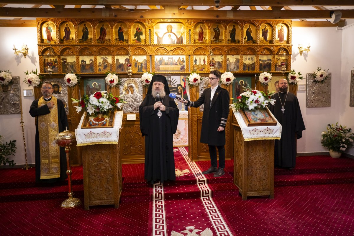 Raclă nouă pentru moaștele Sfântului Gheorghe la o parohie din Capitală  275475