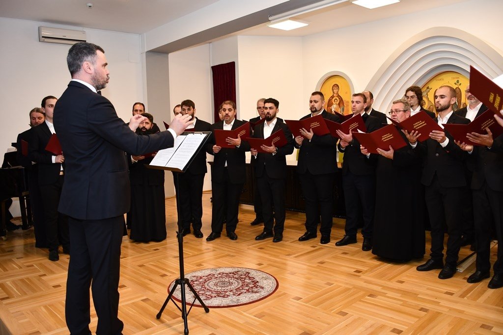 Slujire misionară și comemorarea unui compozitor în Episcopia Caransebeșului  275661