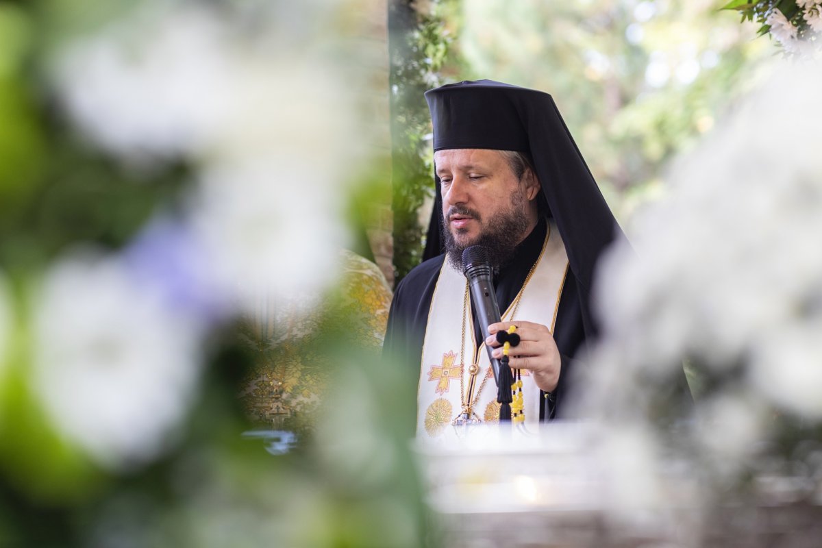 A început pelerinajul la Sfântul Ierarh Nectarie în Capitală 275944