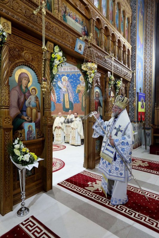 Târnosirea Bisericii „Naşterea Maicii Domnului” 275736