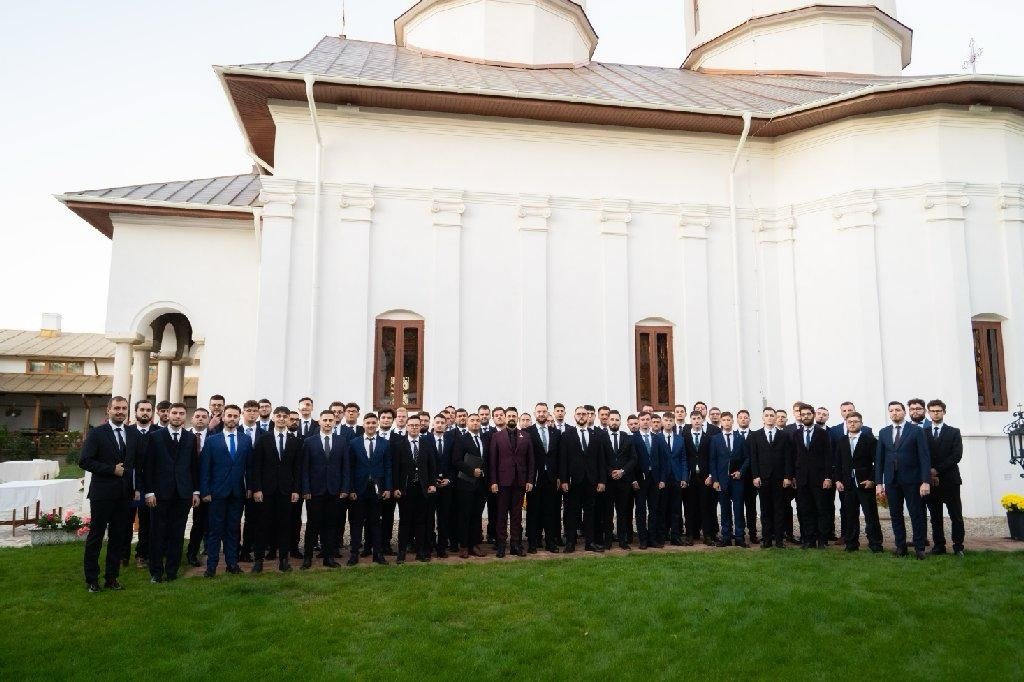 Evenimentul „Muzica psaltică, între trecut și viitor” la Mânăstirea Viforâta 276024