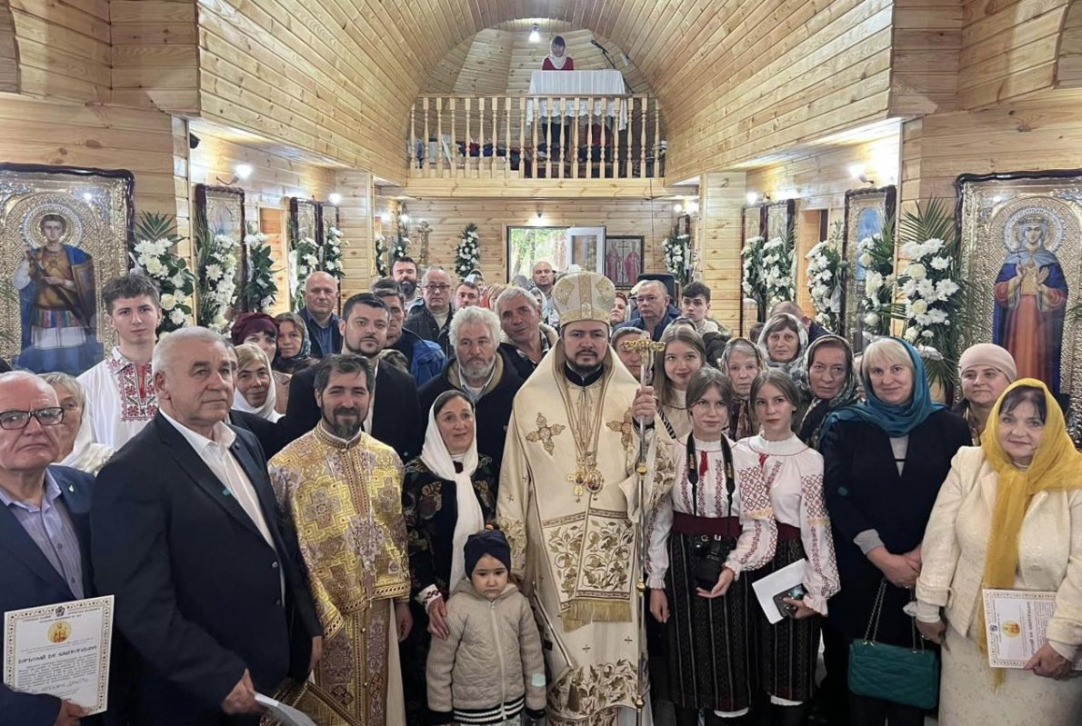 Veșmânt de har pentru biserica din orașul basarabean Leova 276020