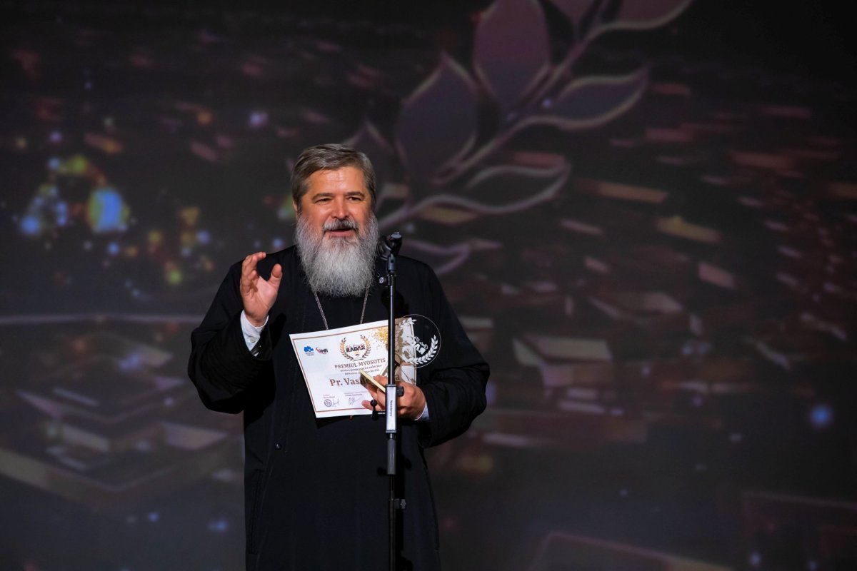 Agenția de știri BASILICA și Televiziunea TRINITAS, premiate la Gala Radar de Media  276184