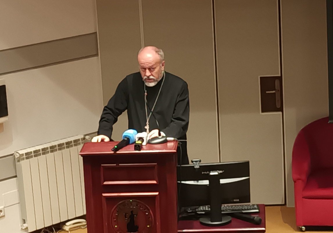 Un serial pentru istorie 276193