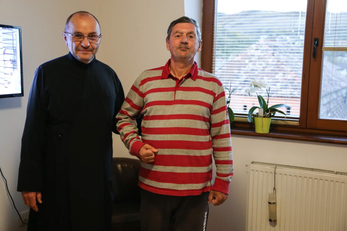 Căminul „Sfântul Mihail Mărturisitorul”, model de îngrijire a vârstnicilor 275286