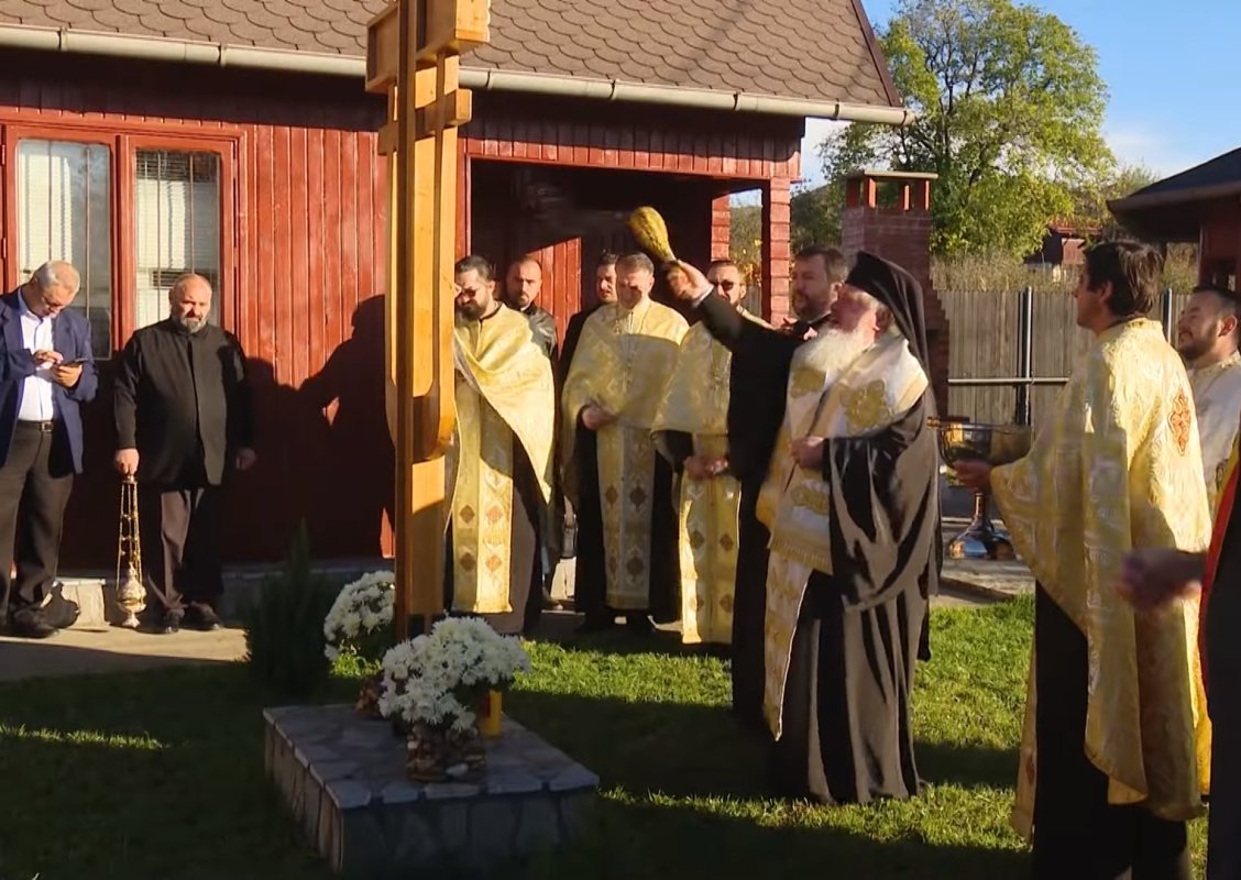 Binecuvântare a lucrărilor edilitare dintr-o parohie prahoveană 276702