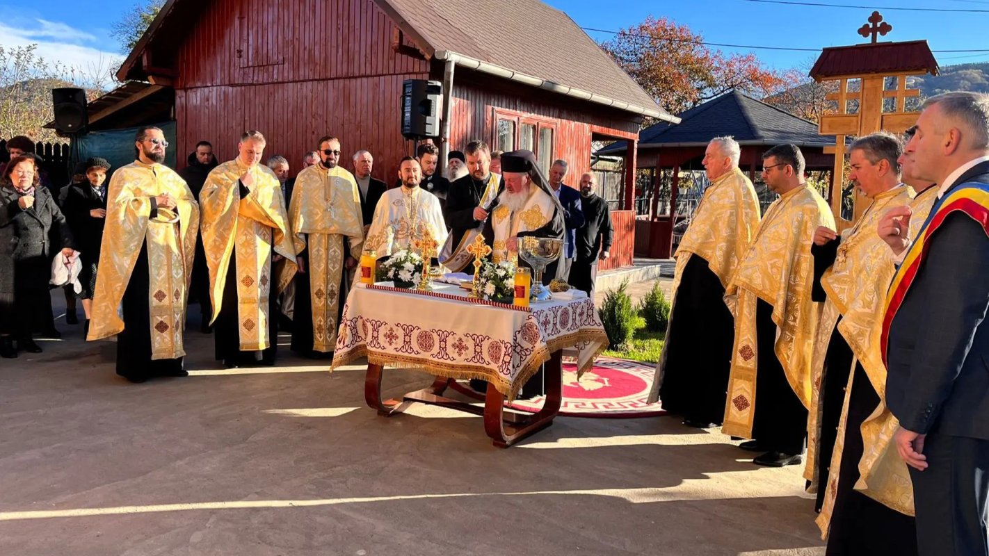 Binecuvântare a lucrărilor edilitare dintr-o parohie prahoveană 276703
