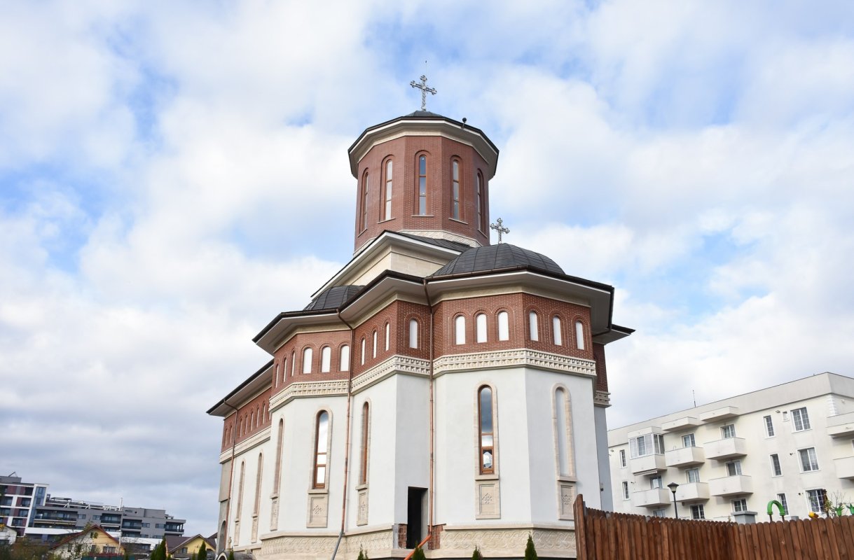 Hramul Parohiei „Sfântul Mina” din cartierul clujean Bună Ziua 276640