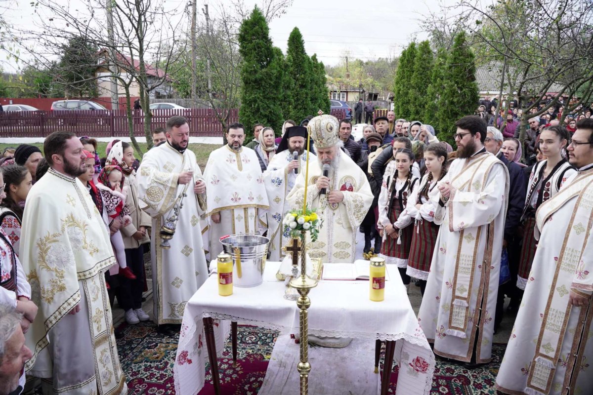 Înnoirea bisericii din localitatea gălăţeană Brăhăşeşti 276802