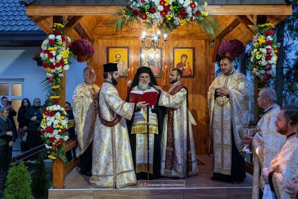 Sfințire în Parohia Țârdeni, Bacău 276628