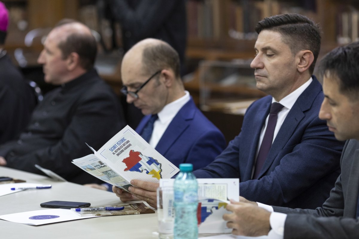 Conferință pe tema situației umanitare din Armenia, în Capitală 277015