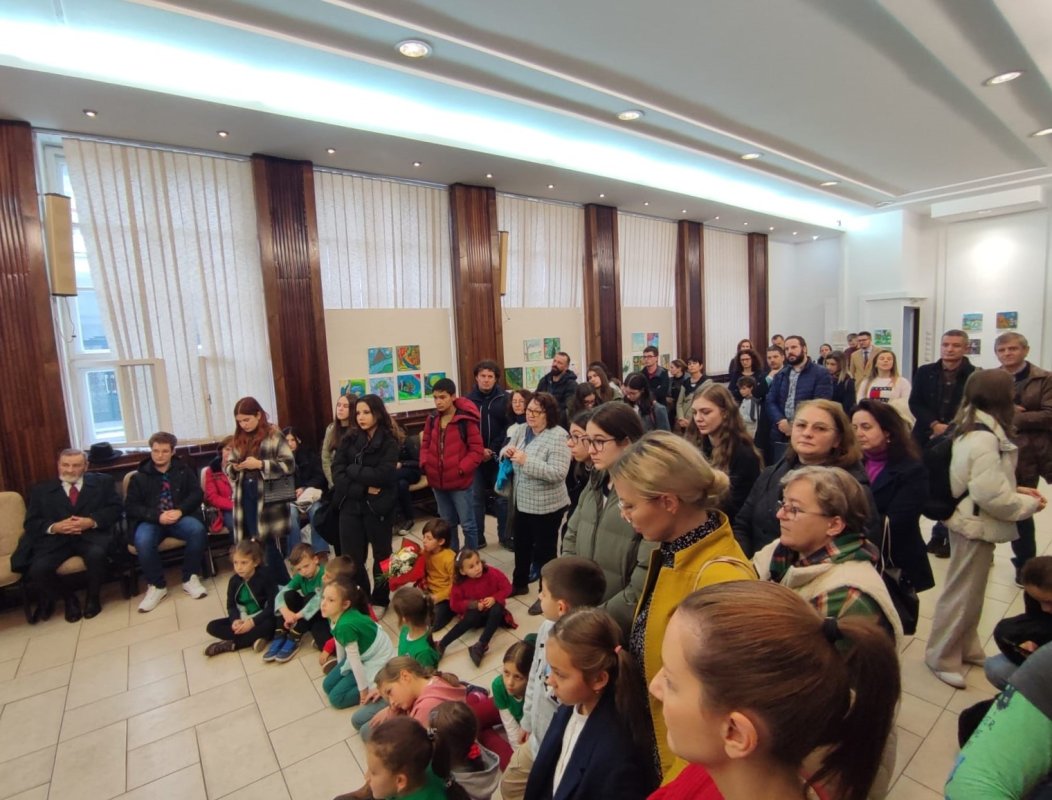 Expoziţie pentru sprijinirea Centrului pentru îngrijiri paliative din Cluj-Napoca 277044