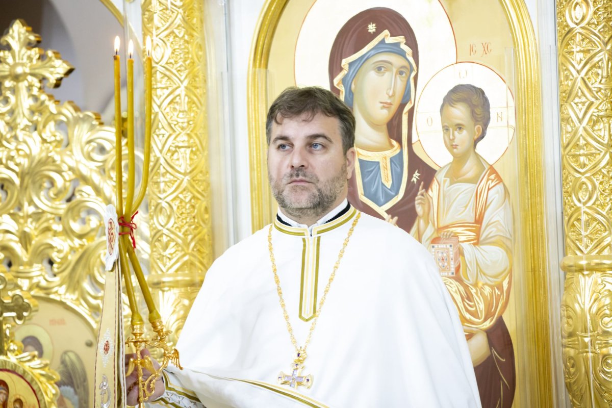 Sfântul Cuvios Paisie de la Neamţ sărbătorit la Paraclisul Catedralei Naţionale 277077