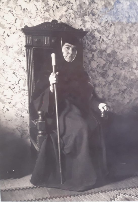 Iubitoarea de cântări, monahia Pahomia Marinescu 277109