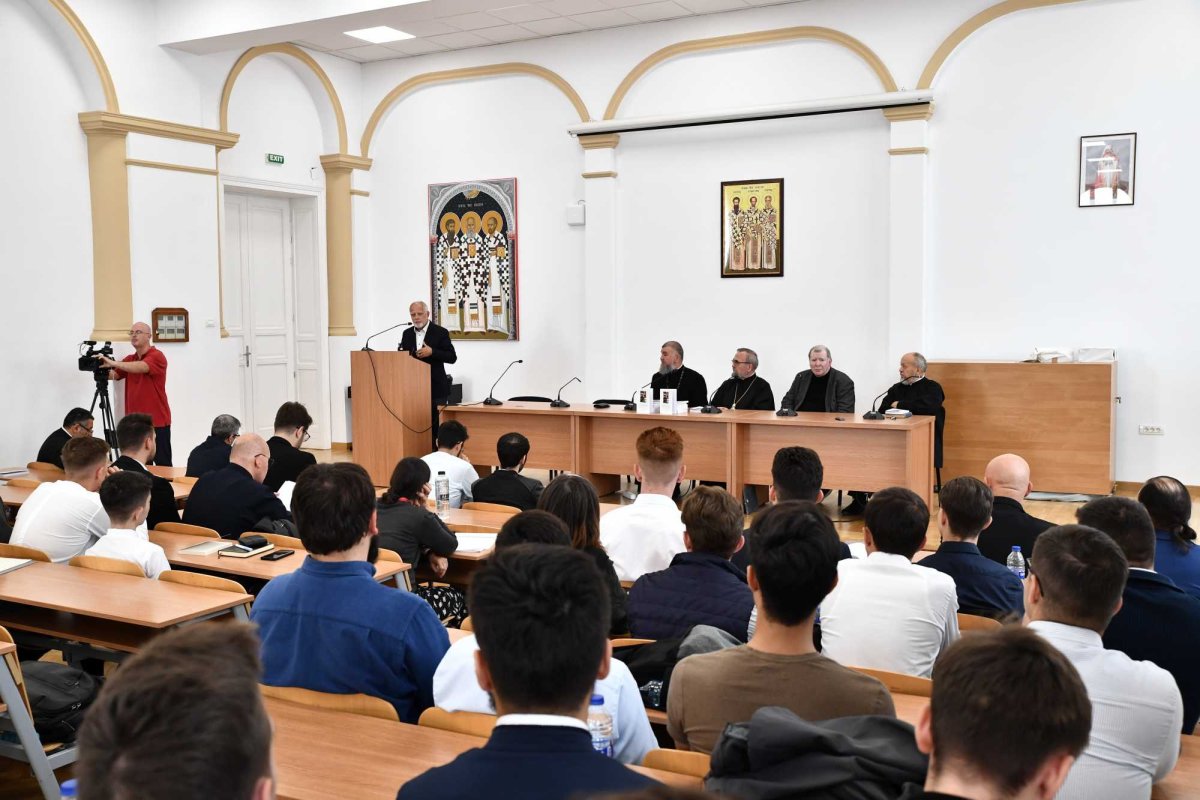 Cartea Familiei Stăniloae 276389