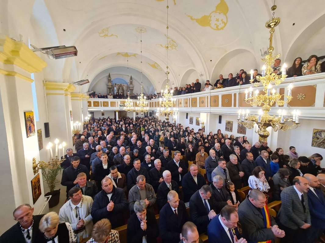 Binecuvântarea casei parohiale și a capelei mortuare din Petriș, Bistrița-Năsăud 277475