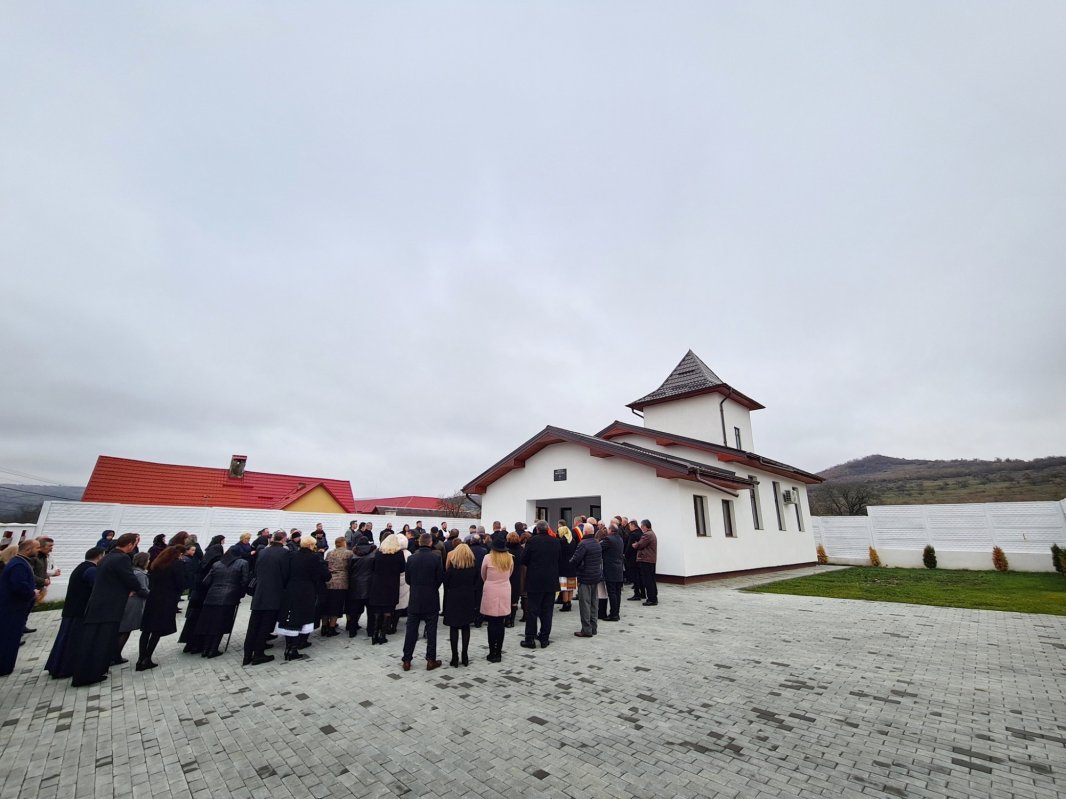 Binecuvântarea casei parohiale și a capelei mortuare din Petriș, Bistrița-Năsăud 277481