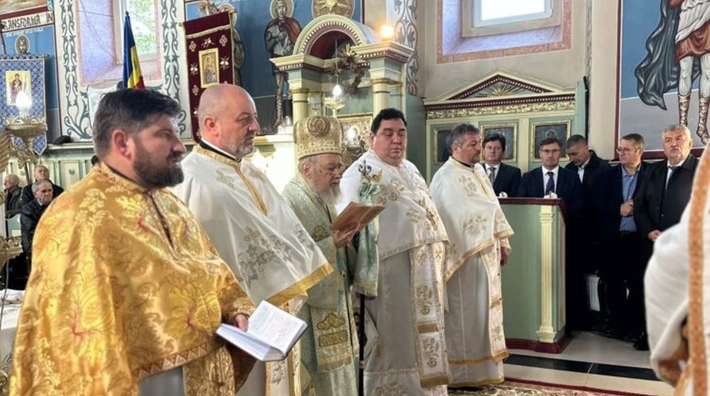 Înnoire la Parohia Semlac din județul Arad 277482