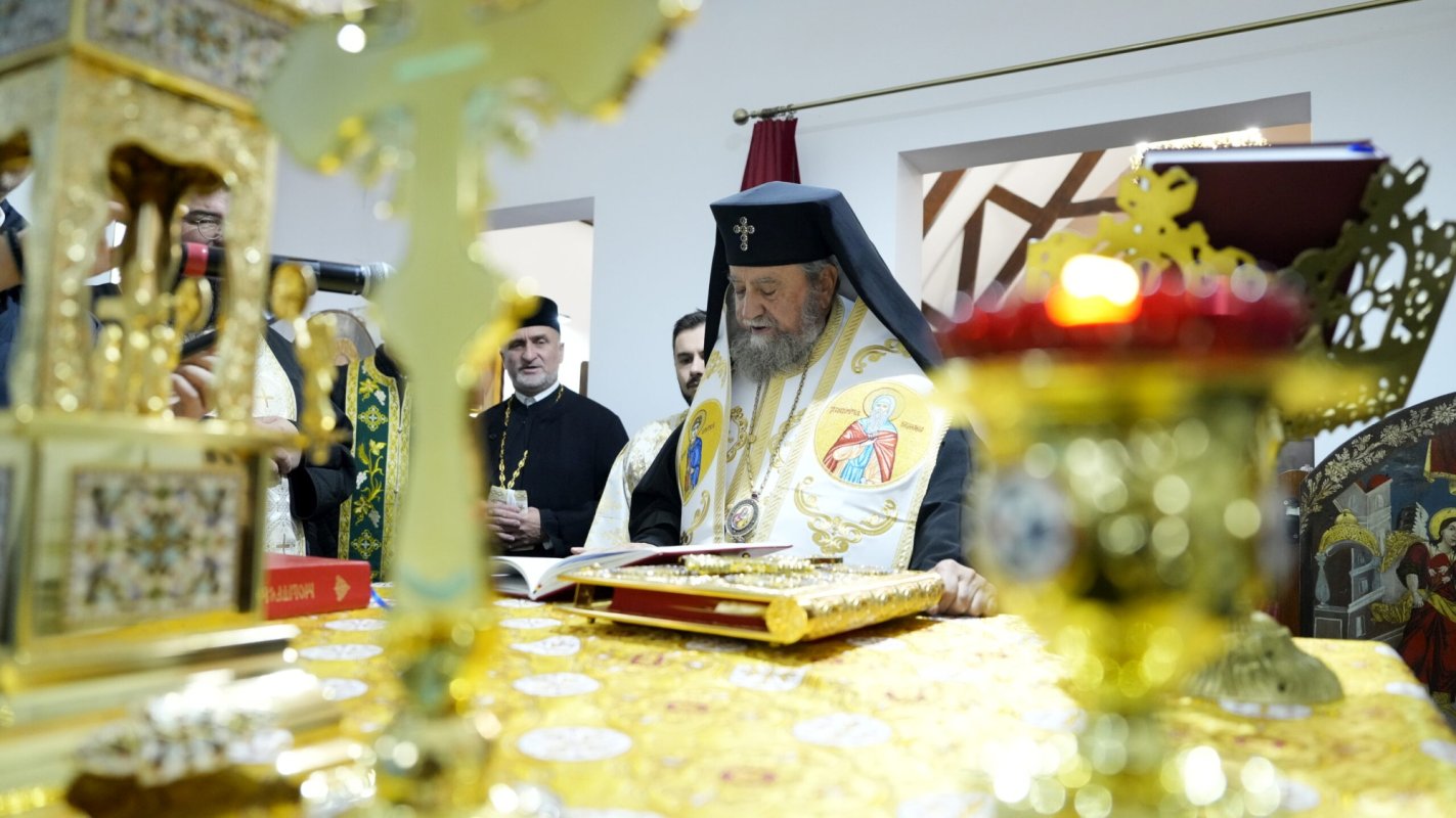 Liturghie arhierească la Biserica „Sfântul Nicolae” din Râșnov 277472