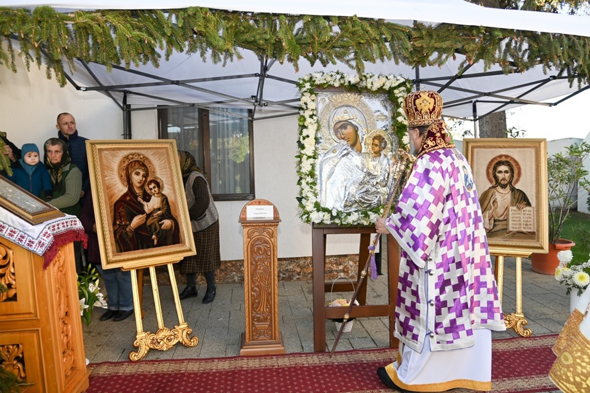 Popas de rugăciune într-o parohie din județul Giurgiu 277491