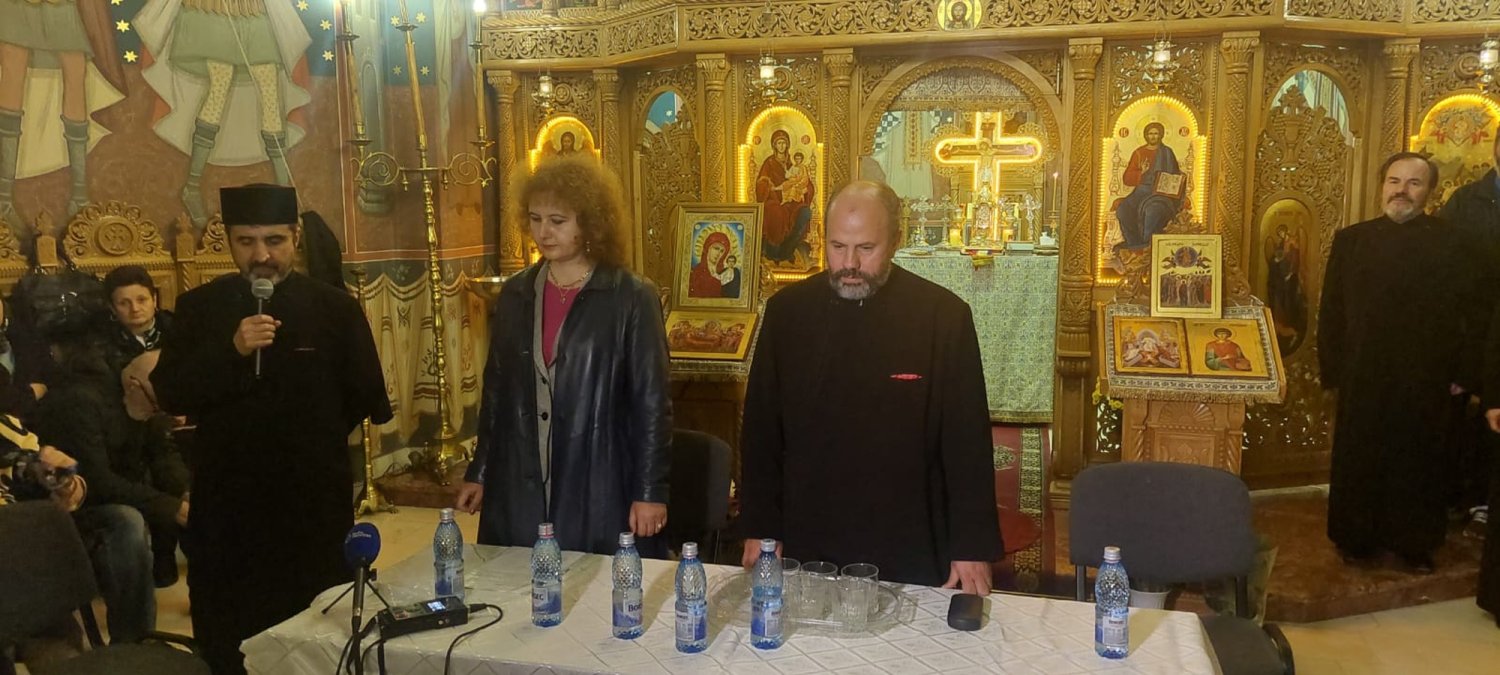 Seară duhovnicească la Parohia Mărcuța din București 277494