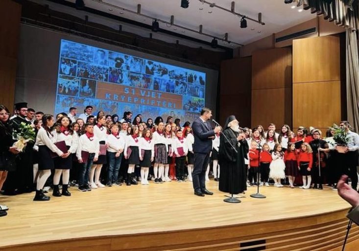 Arhiepiscopul Albaniei sărbătorit la 51 de ani de arhierie 277550