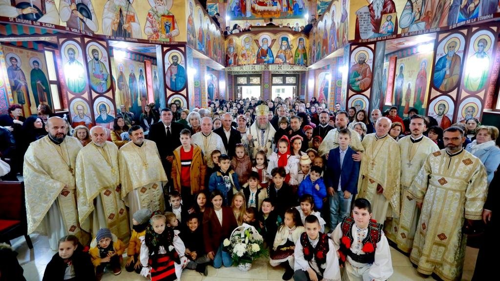 Liturghie arhierească la Baia Mare 277587