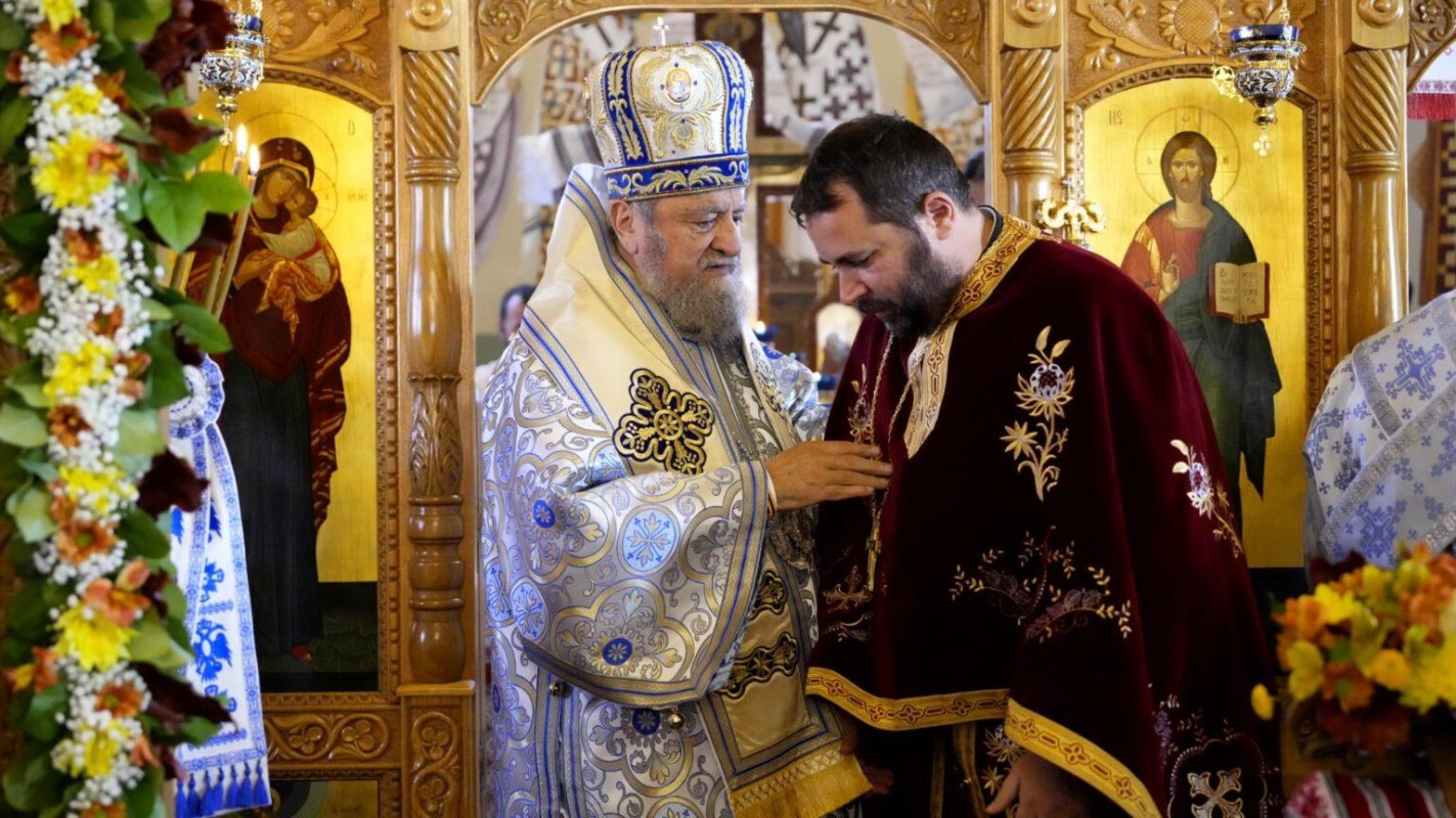 Biserică sfințită la Codlea, judeţul Brașov 277741