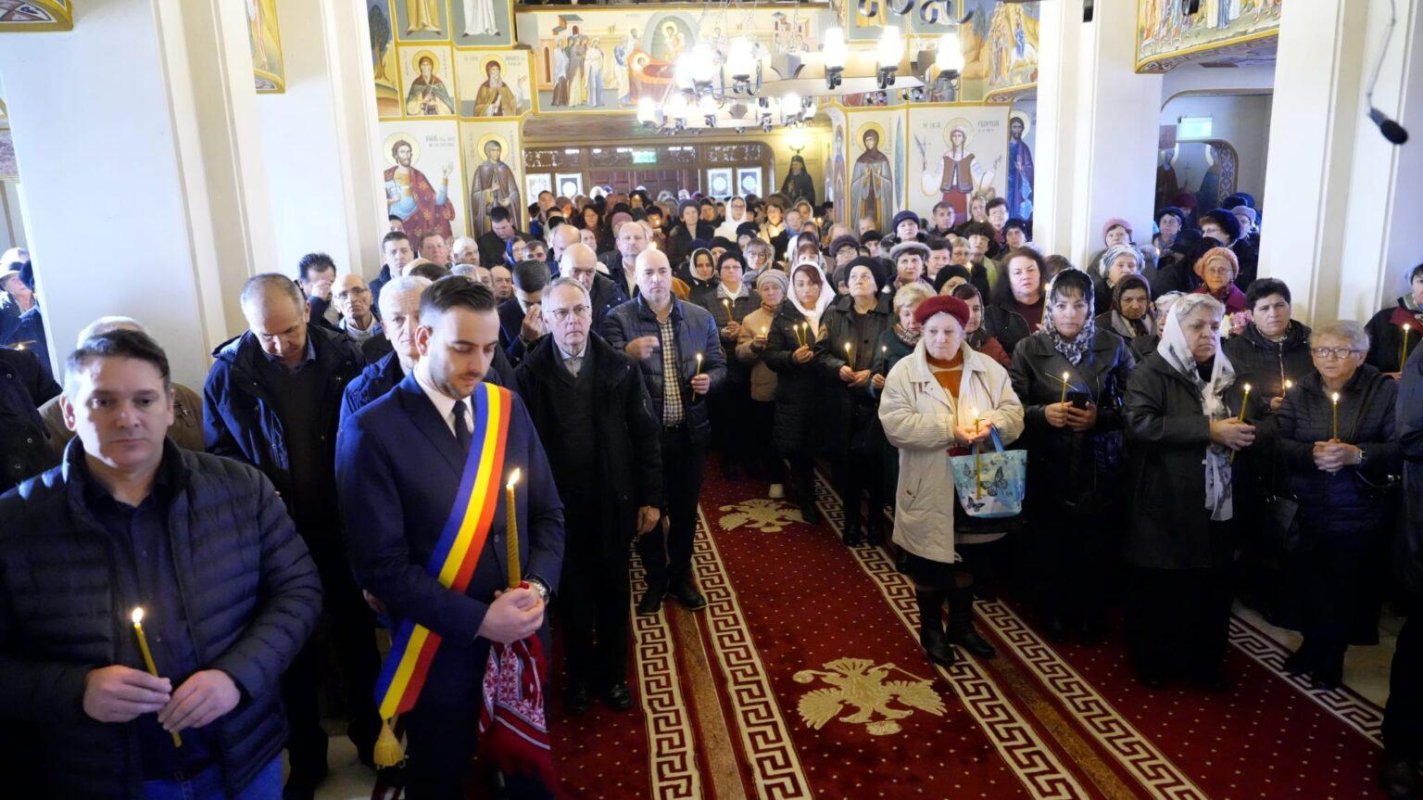 Biserică sfințită la Codlea, judeţul Brașov 277742