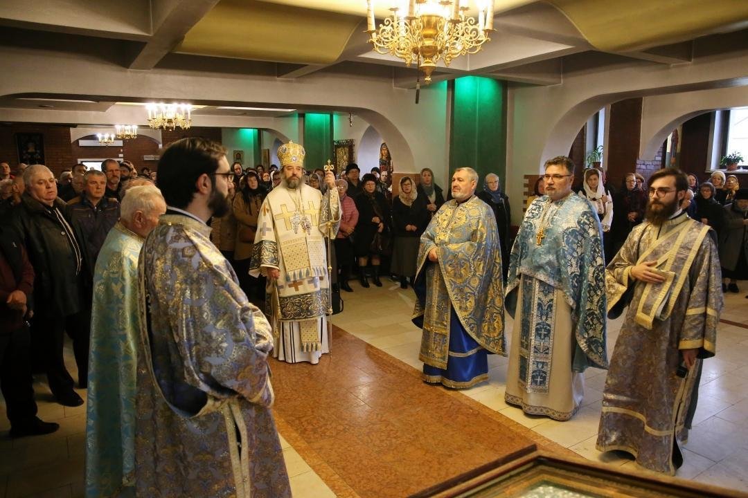 Hram la Parohia „Izvorul Tămăduirii” din Iași 277729