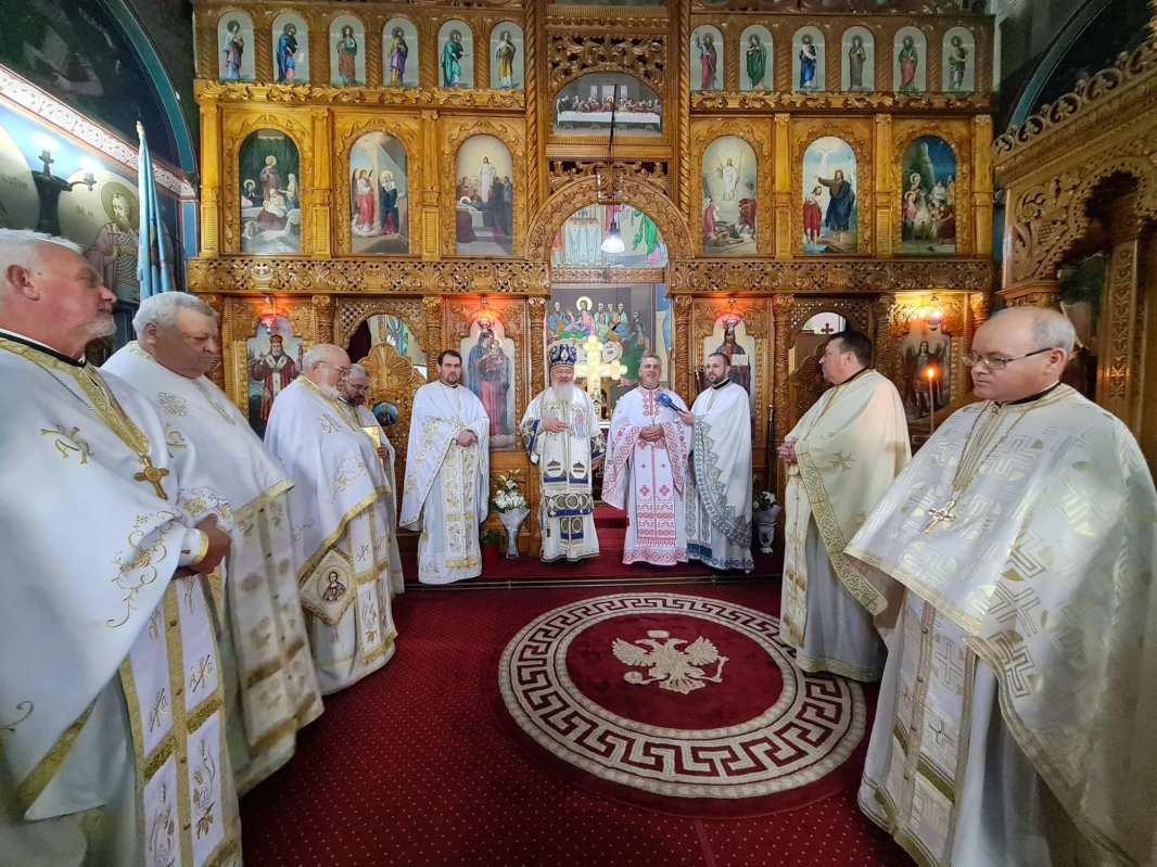 Hramul Parohiei „Intrarea în biserică a Maicii Domnului” din Gherla 277745