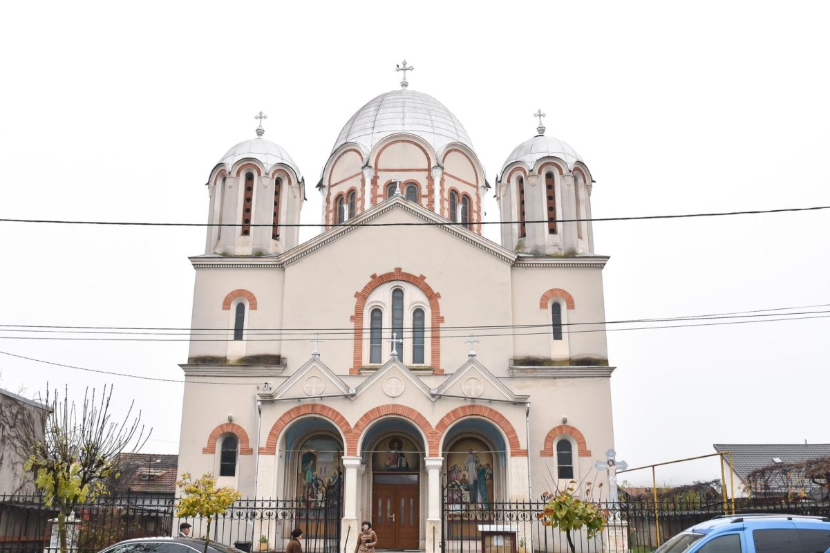 Hramul Parohiei „Intrarea în biserică a Maicii Domnului” din Gherla 277746