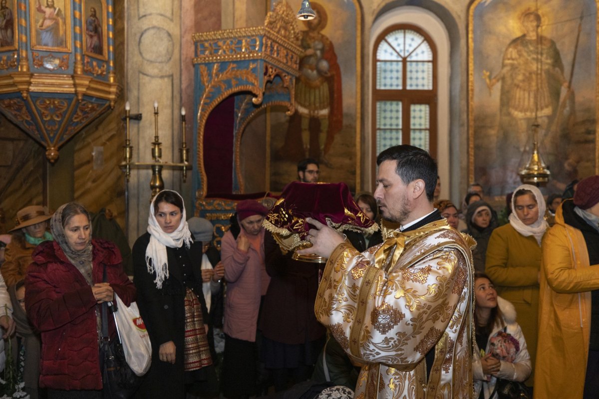 Hramul paraclisului Facultății de Teologie „Justinian Patriarhul” 278190