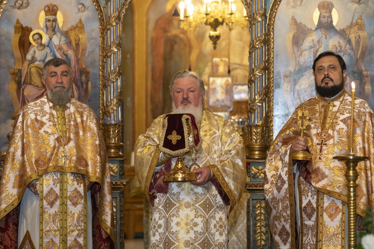 Hramul paraclisului Facultății de Teologie „Justinian Patriarhul” 278202