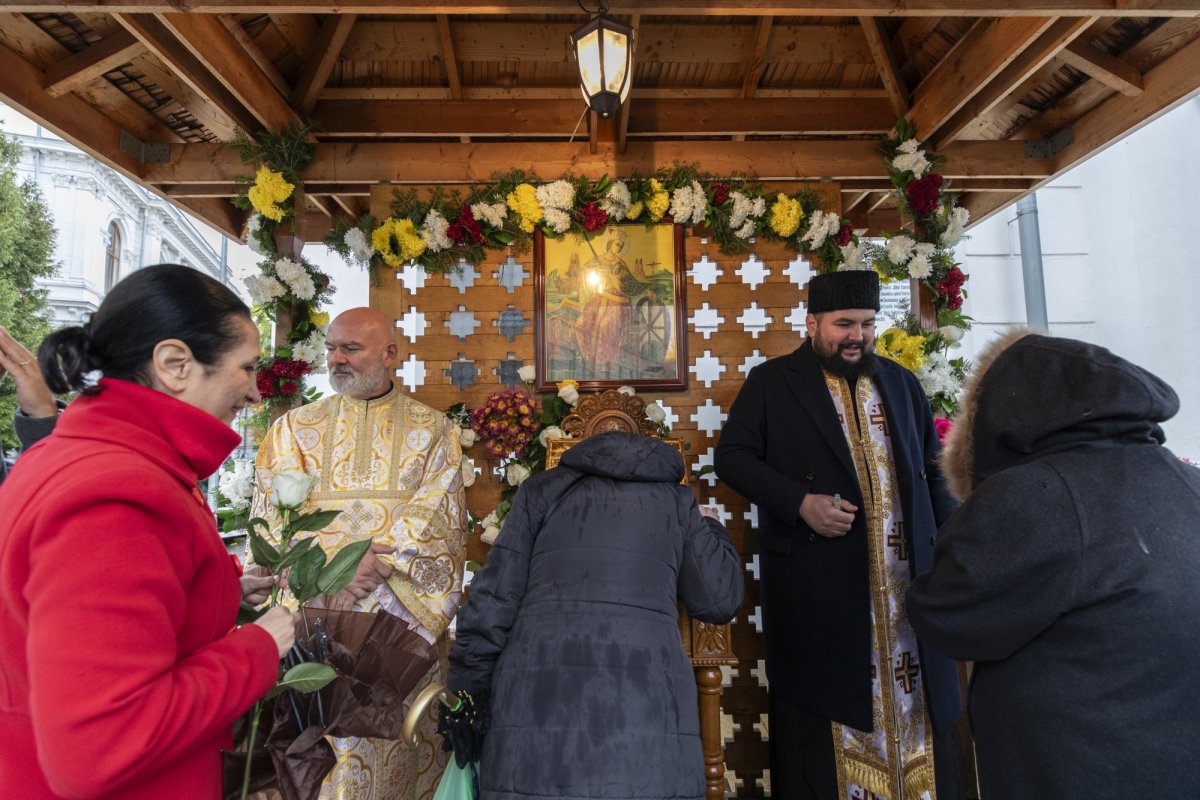 Hramul paraclisului Facultății de Teologie „Justinian Patriarhul” 278221