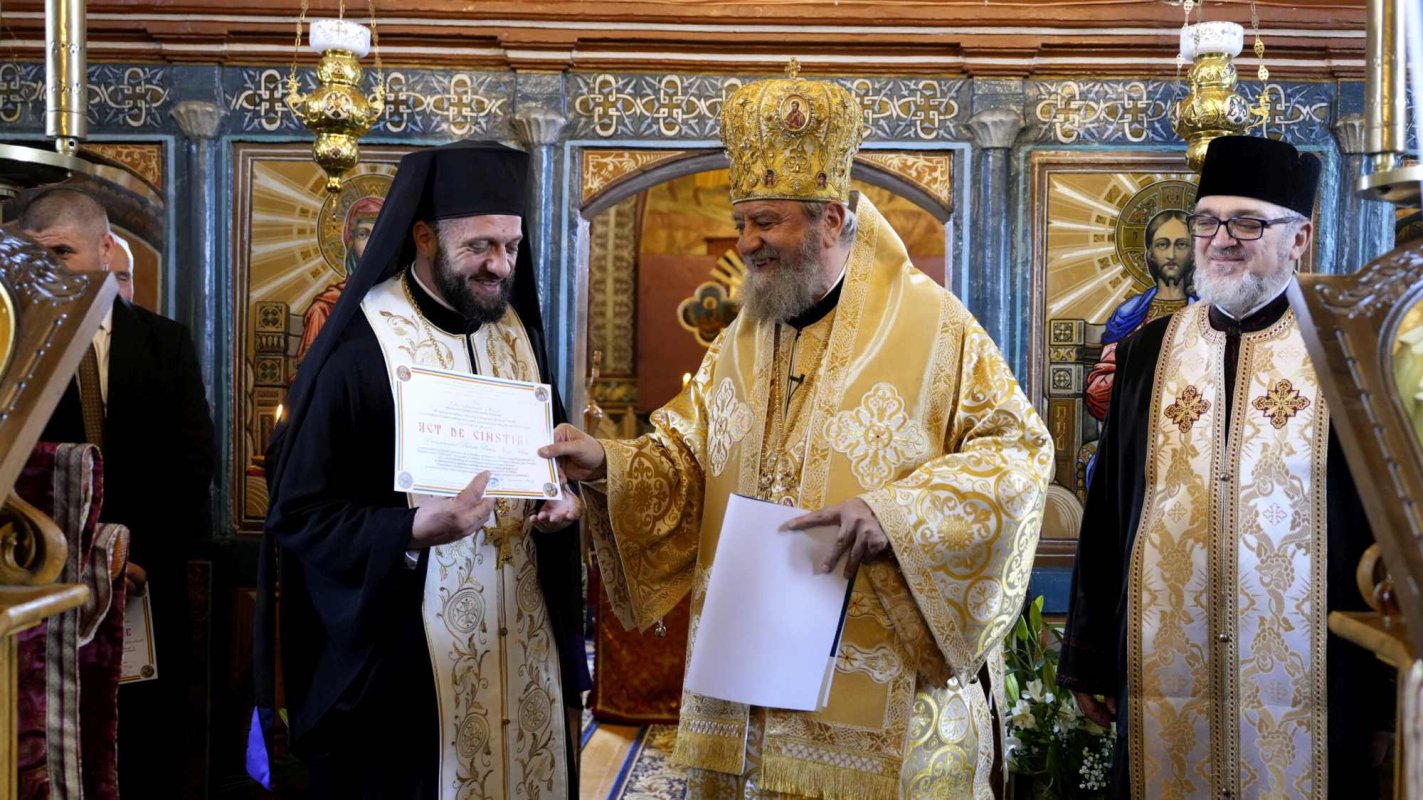 Binecuvântare arhierească în Parohia Feldioara, județul Brașov 278382