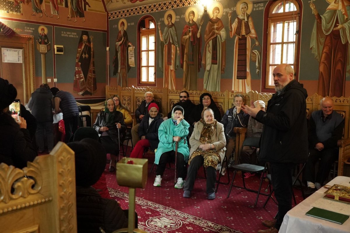 Rugăciune şi filantropie pentru vârstnicii din Galaţi 278397