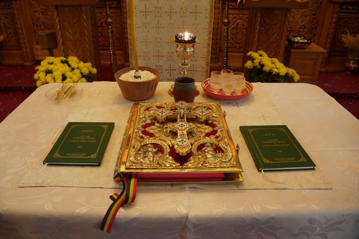 Rugăciune şi filantropie pentru vârstnicii din Galaţi 278398