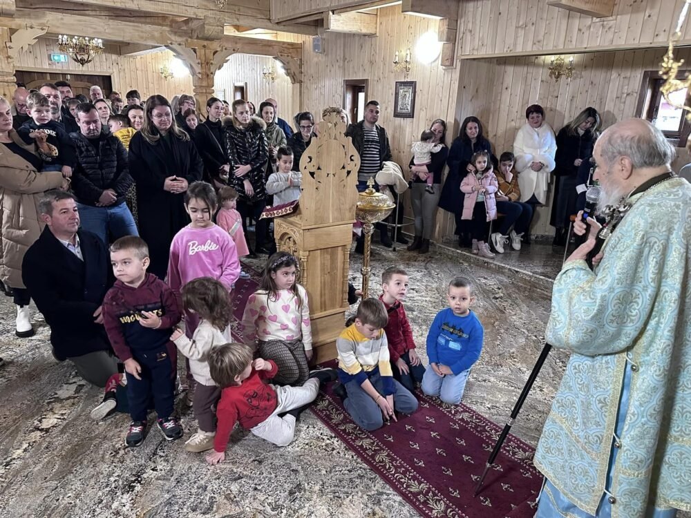 Slujire arhierească la paraclisul unei instituții de îngrijiri paliative 278632