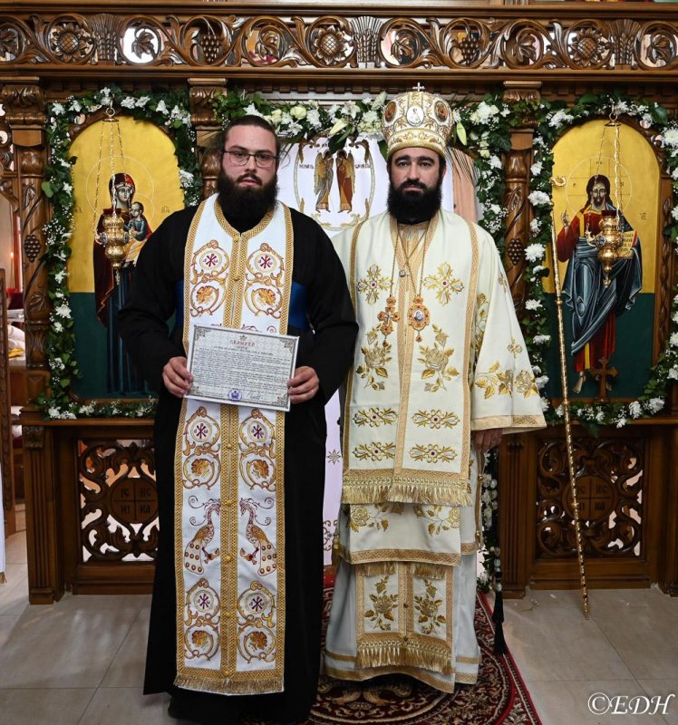 Târnosirea bisericii din Târnava de Criș în Episcopia Devei şi Hunedoarei 278610