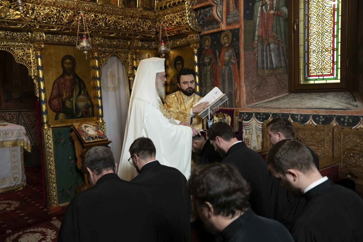 Hirotesii întru duhovnic la Reședința Patriarhală 278781