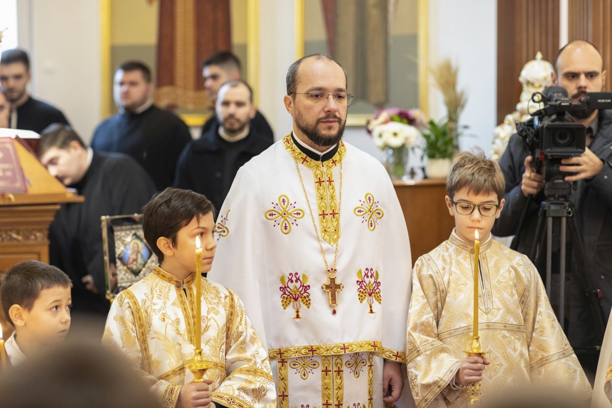 Apostolul românilor cinstit la Paraclisul Catedralei Naționale 278896