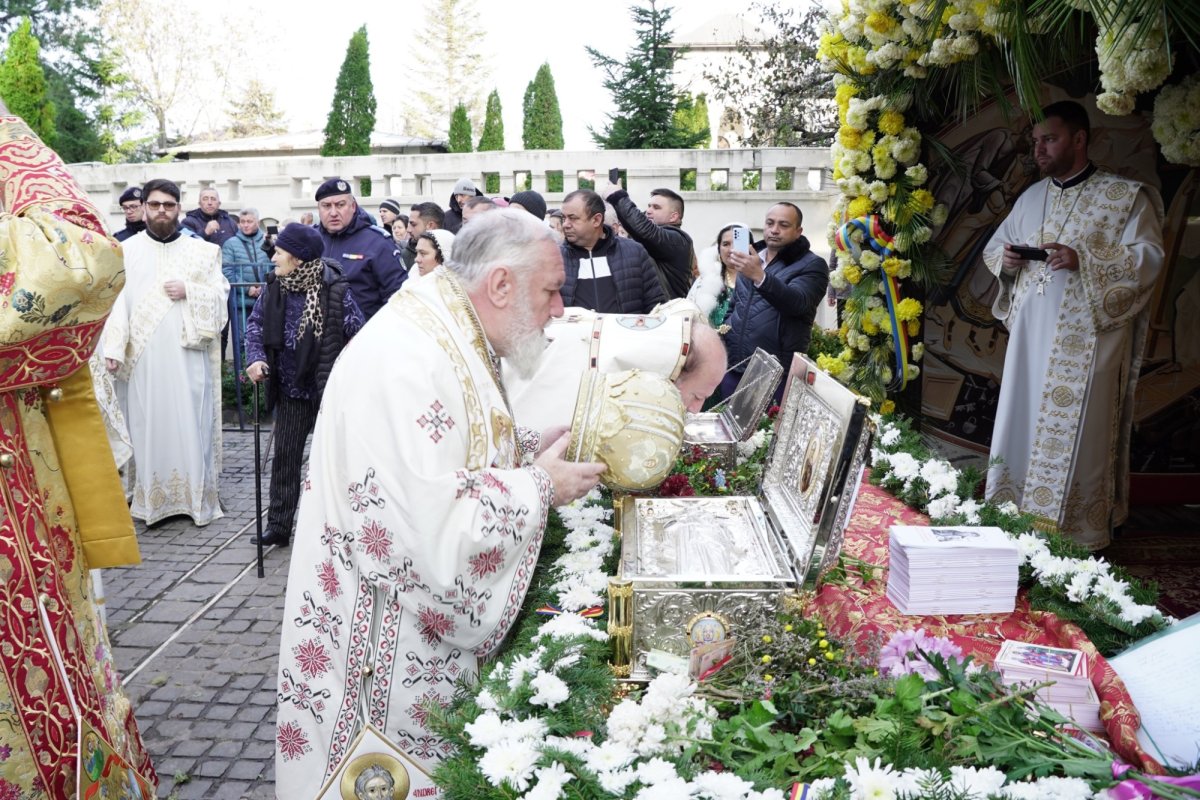 Arhiepiscopia Dunării de Jos şi-a cinstit ocrotitorul 278850
