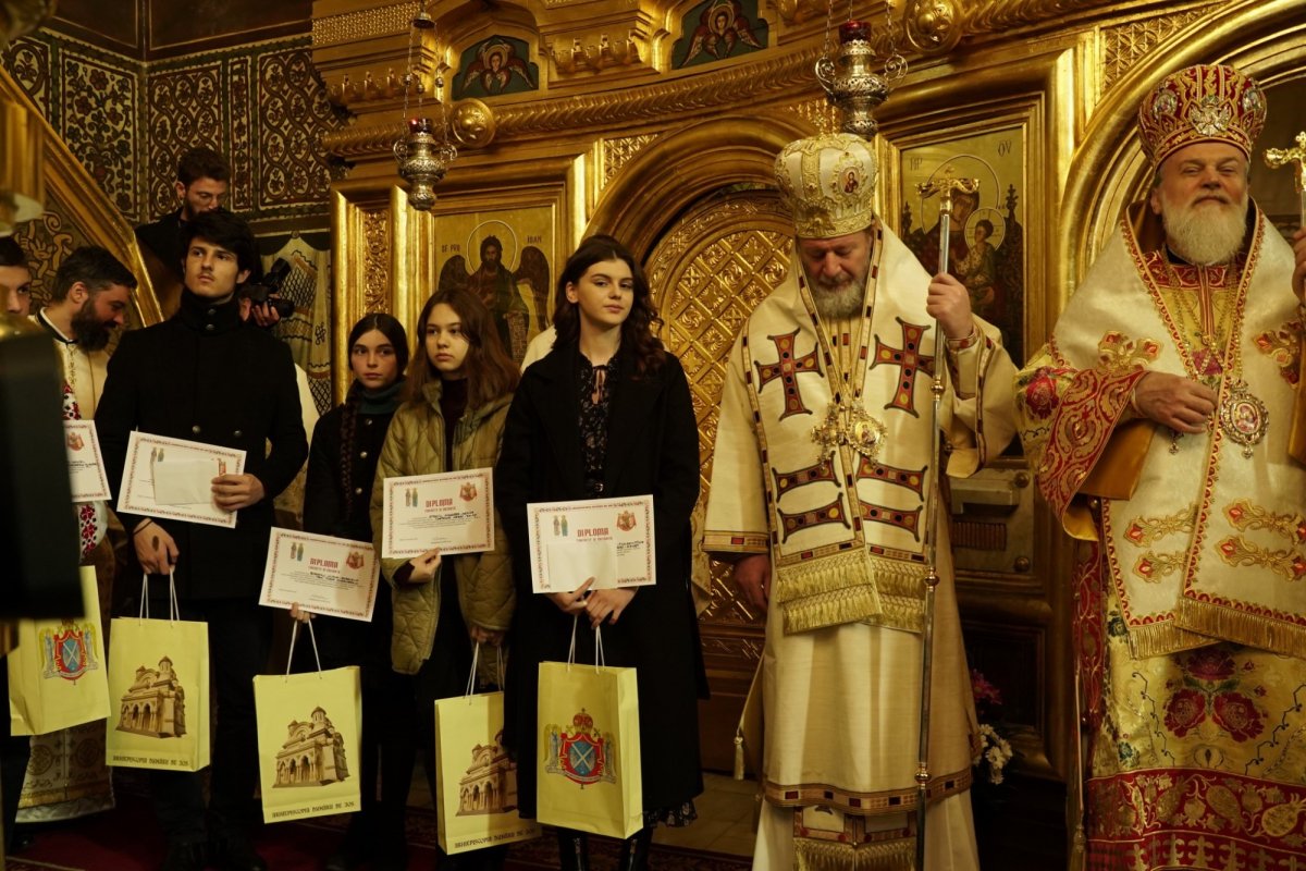 Arhiepiscopia Dunării de Jos şi-a cinstit ocrotitorul 278879
