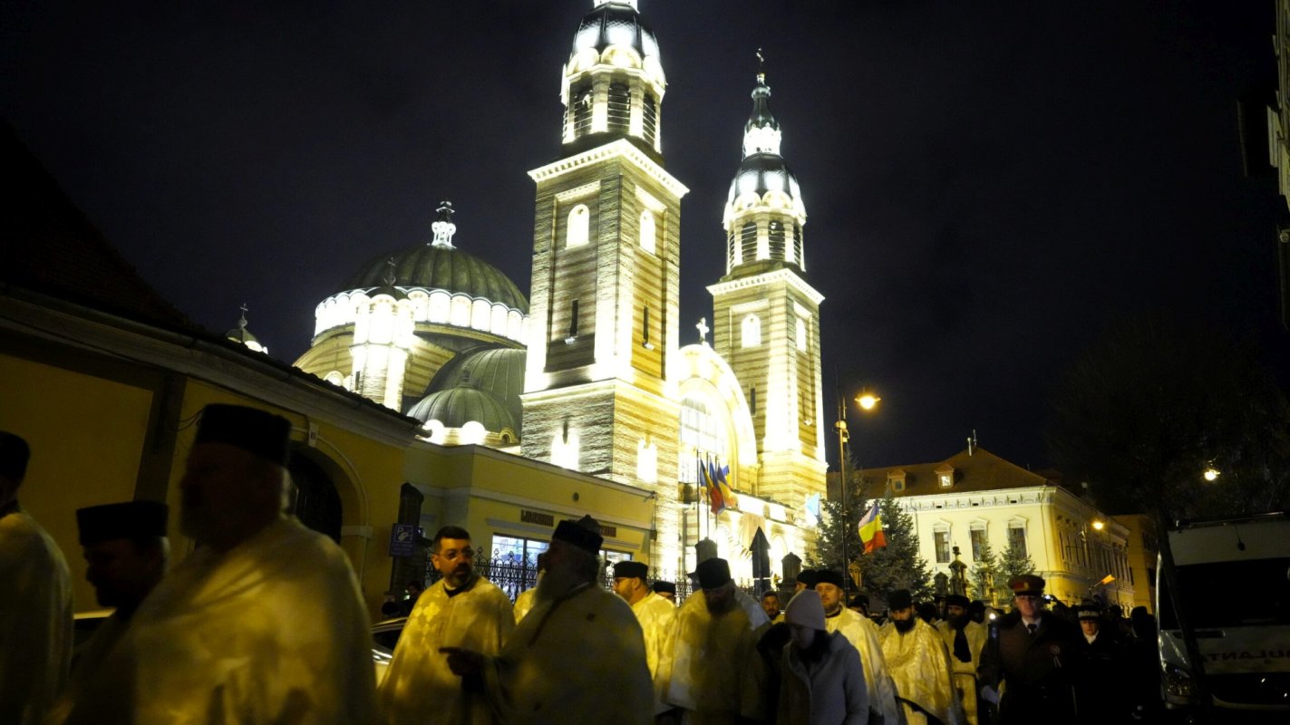 Mulțimi de credincioși au adus cinstire Sfântului Andrei Șaguna la Sibiu 279002