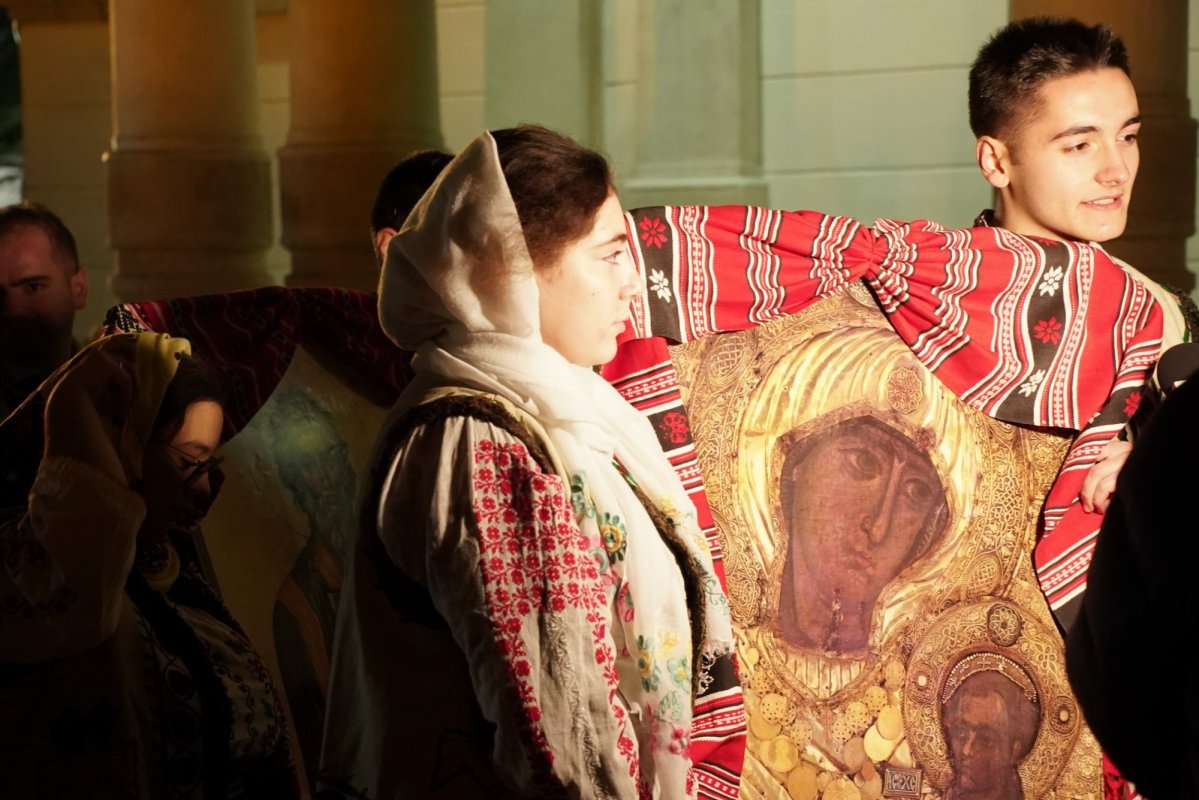 Tradiţionalul pelerinaj al luminii la Galaţi 278824