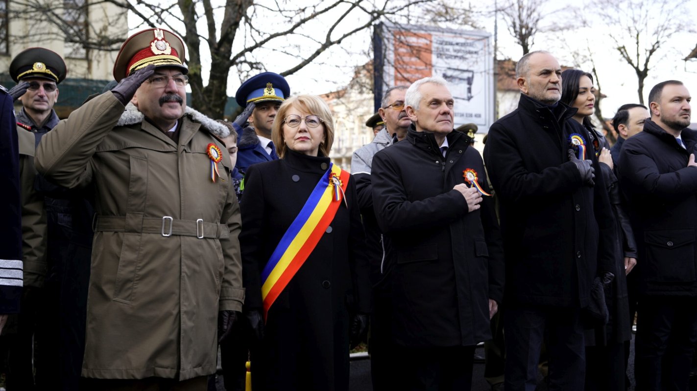 Binecuvântare arhierească la Sibiu de Ziua Națională 279057