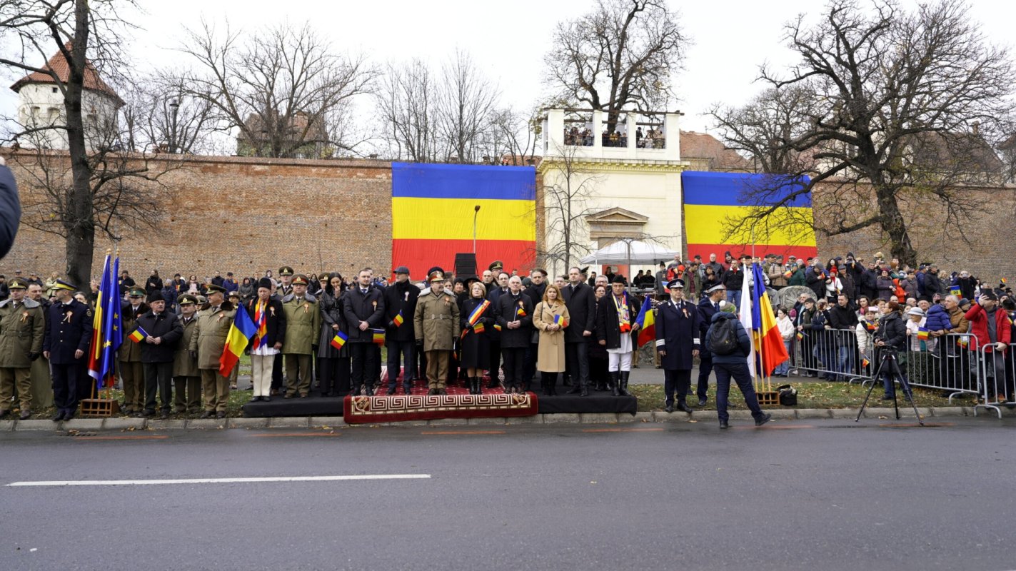 Binecuvântare arhierească la Sibiu de Ziua Națională 279062