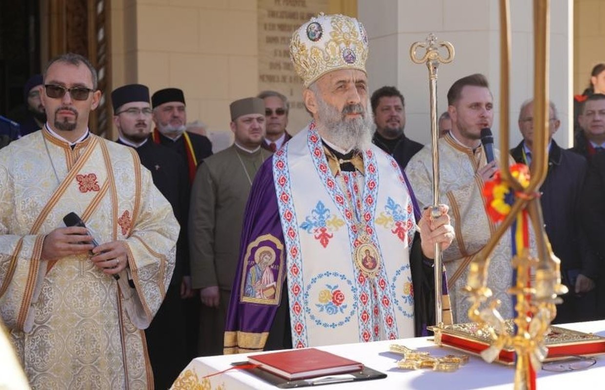 Ziua Națională a României sărbătorită în mod solemn la Alba Iulia 279050